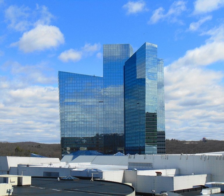 комплекс Mohegan Sun в ш. Коннектикут