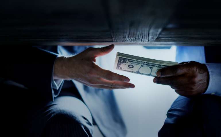 Подкуп и коррупция в игорном бизнесе в Подкуп Взятки в казино в Bribery