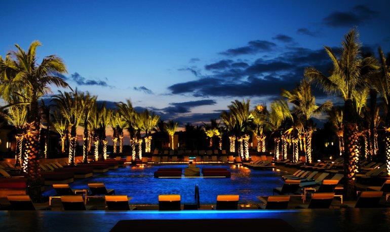 Территория отеля Atlantis Resort на Багамских островах